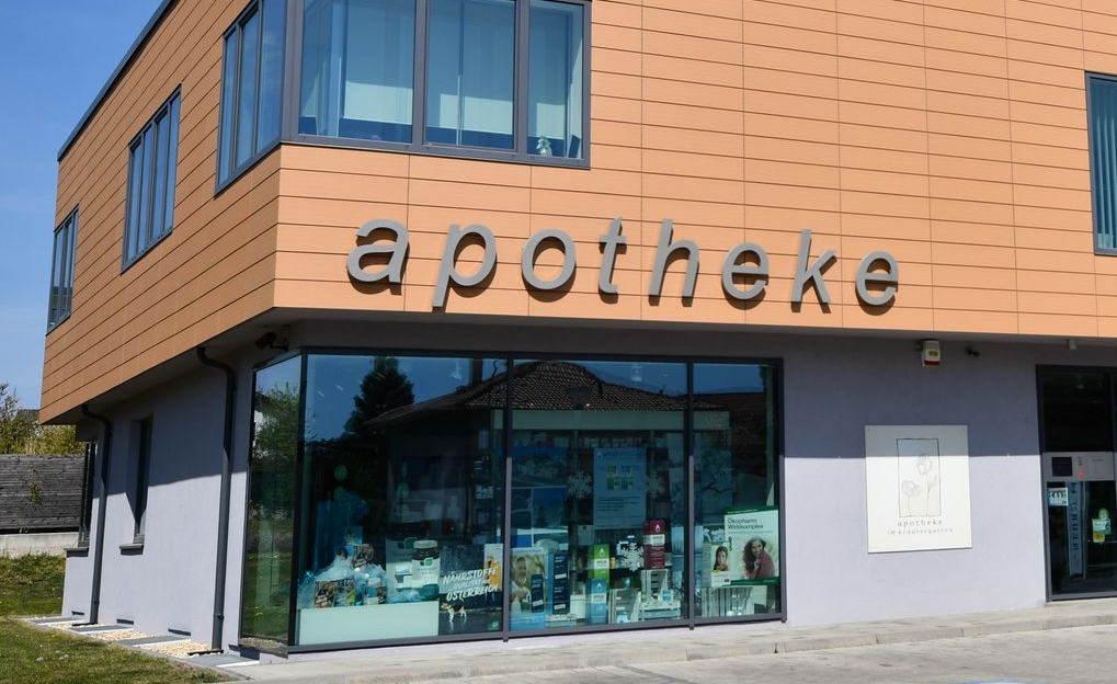 Außenansicht der Apotheke im Kräutergarten Perchtoldsdorf