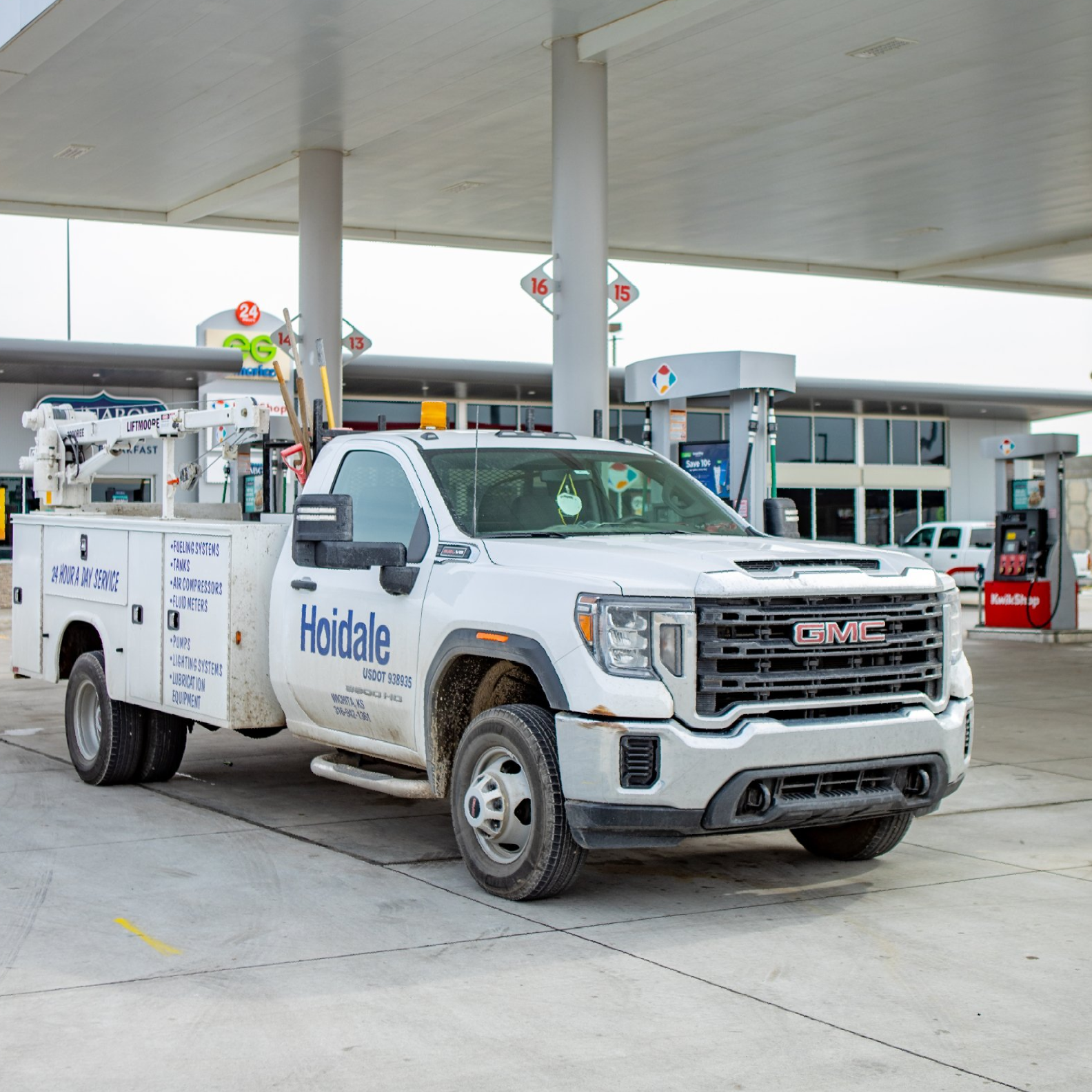 Hoidale Service Truck At Gas Station in Wichita Kansas