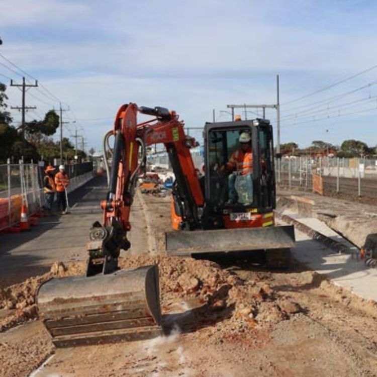 hrv earthmoving plant hire greater melbourne