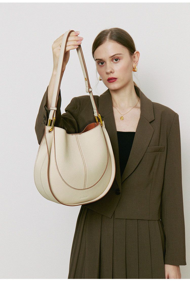 旅行靚品  新款輕奢真皮單肩馬鞍包/斜跨包