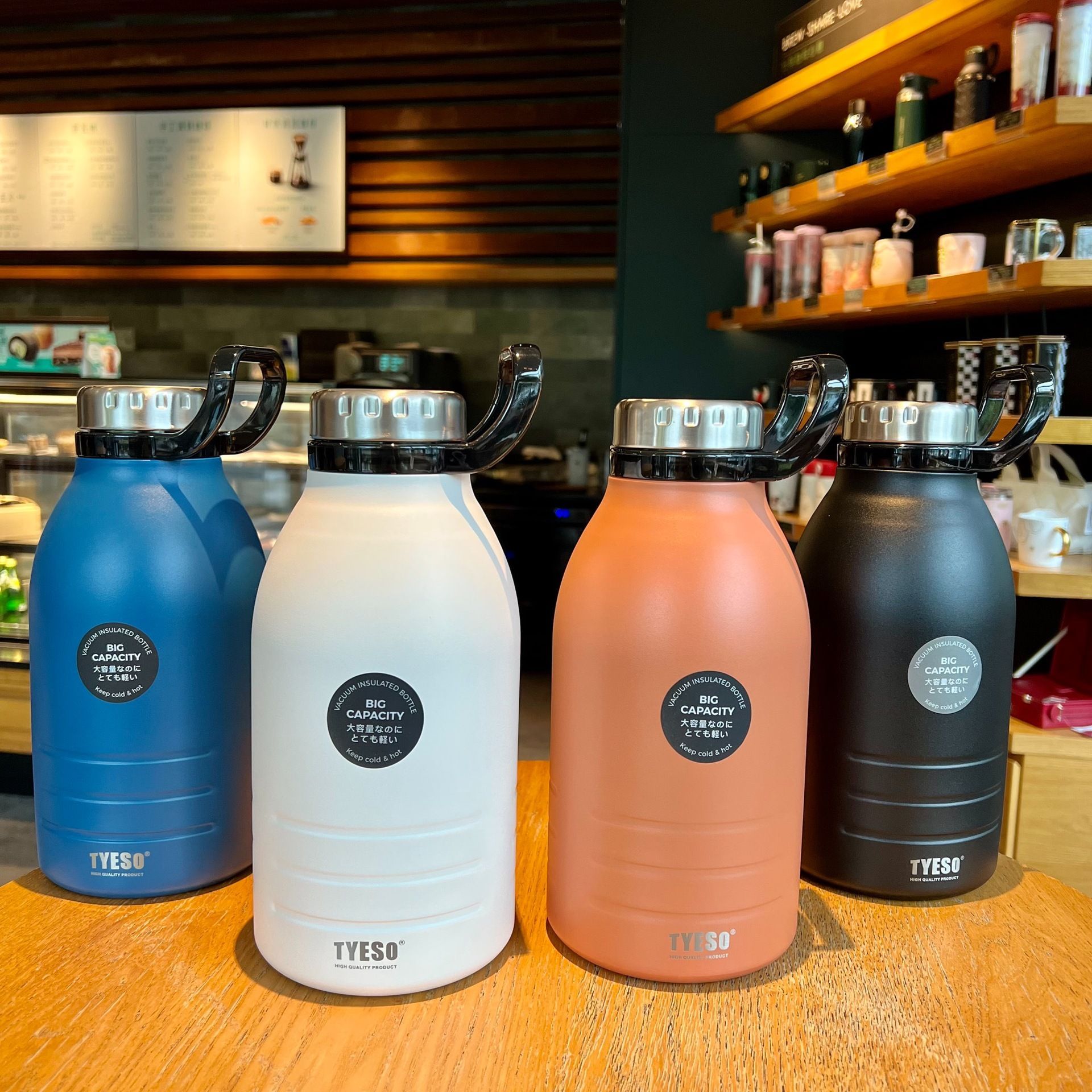 居家生活 日式304不銹鋼大容量含吸管保温杯/運動水壺