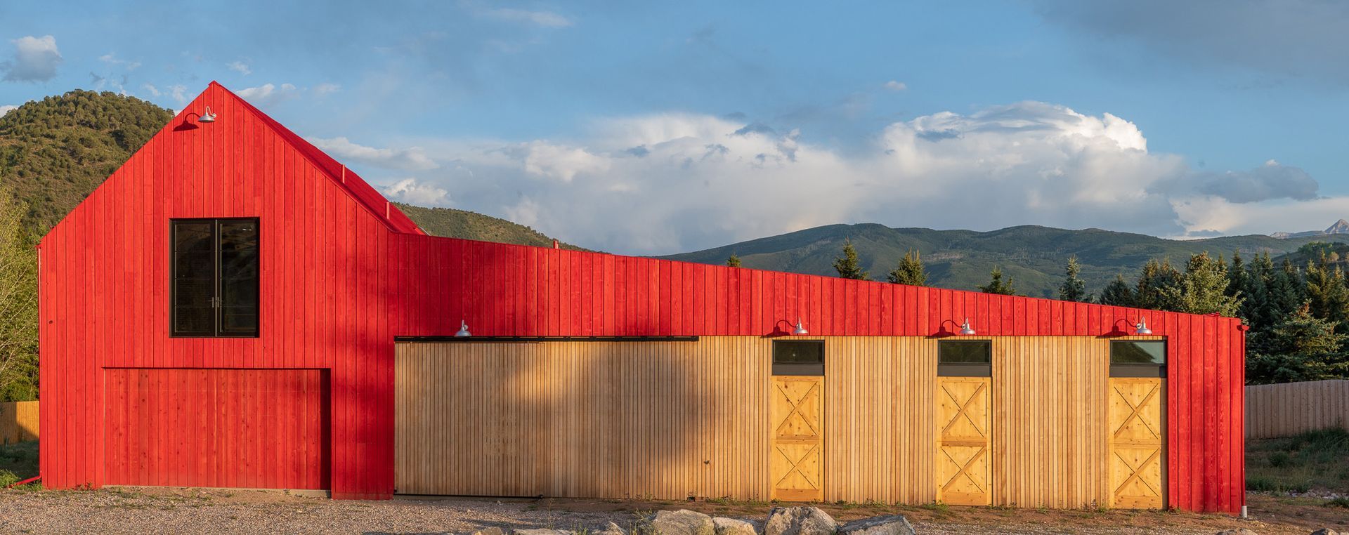 cabin exterior materials