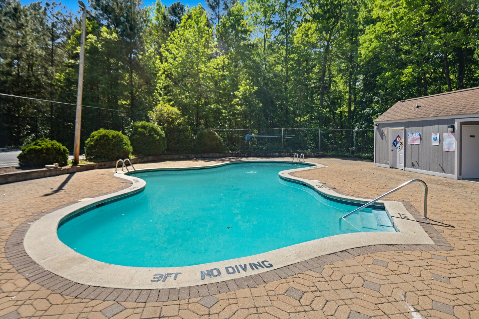 Pool | Woodfield Gardens