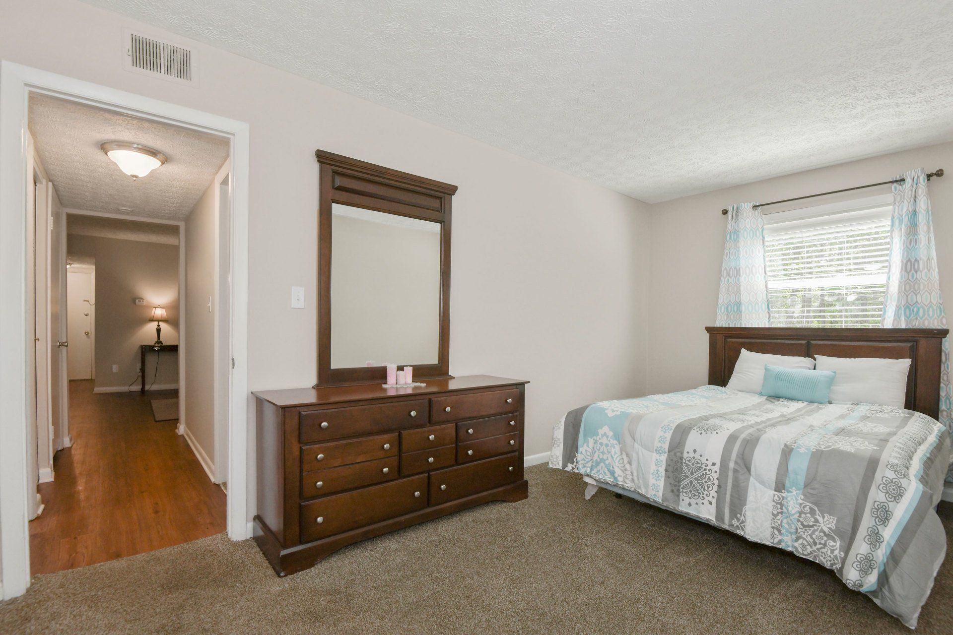 Bedroom | Woodfield Gardens