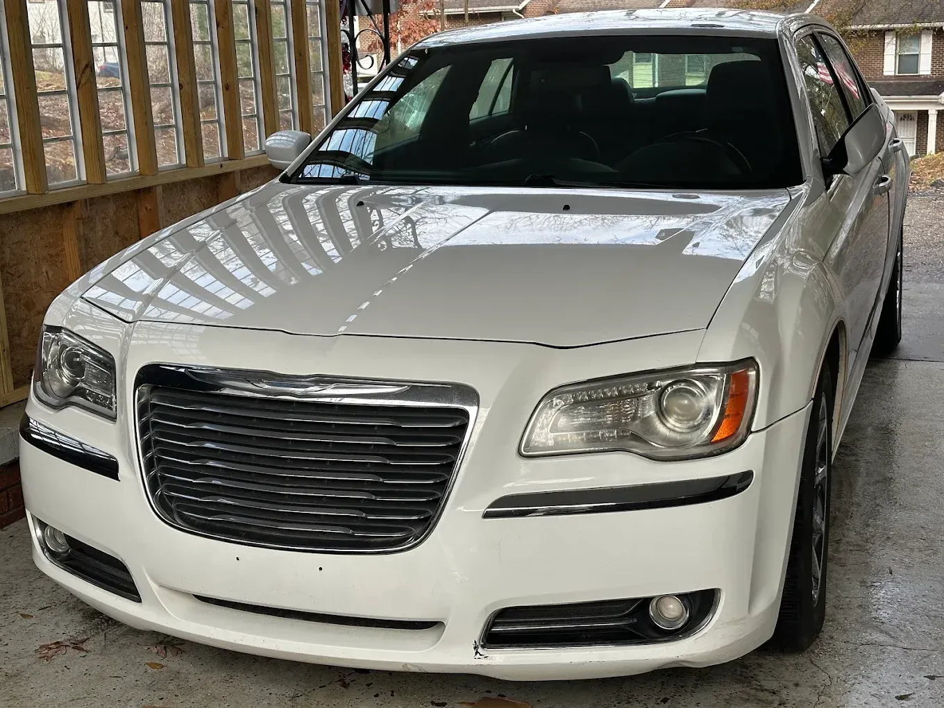 Chrysler Windshield Replacement in Charlotte, NC Chrysler Windshield Replacement in Charlotte, NC