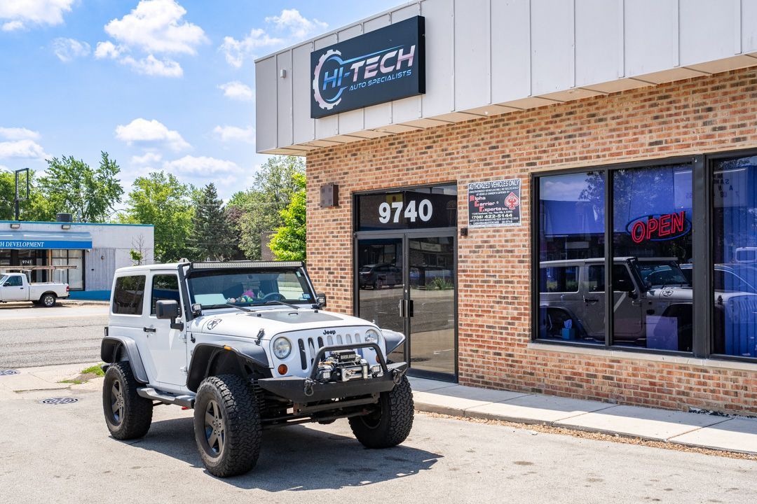 Oak Lawn exterior at Hi-Tech Auto Specialists in IL