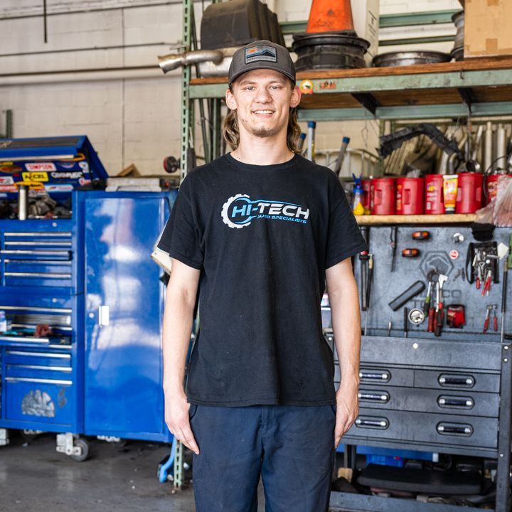 Oak Lawn team member at Hi-Tech Auto Specialists in IL