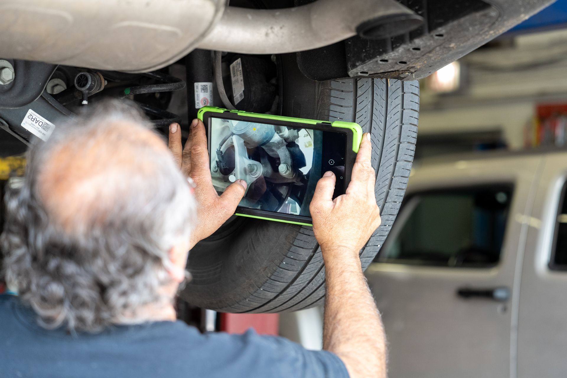 Inspection service offered at Hi-Tech Auto Specialists in IL