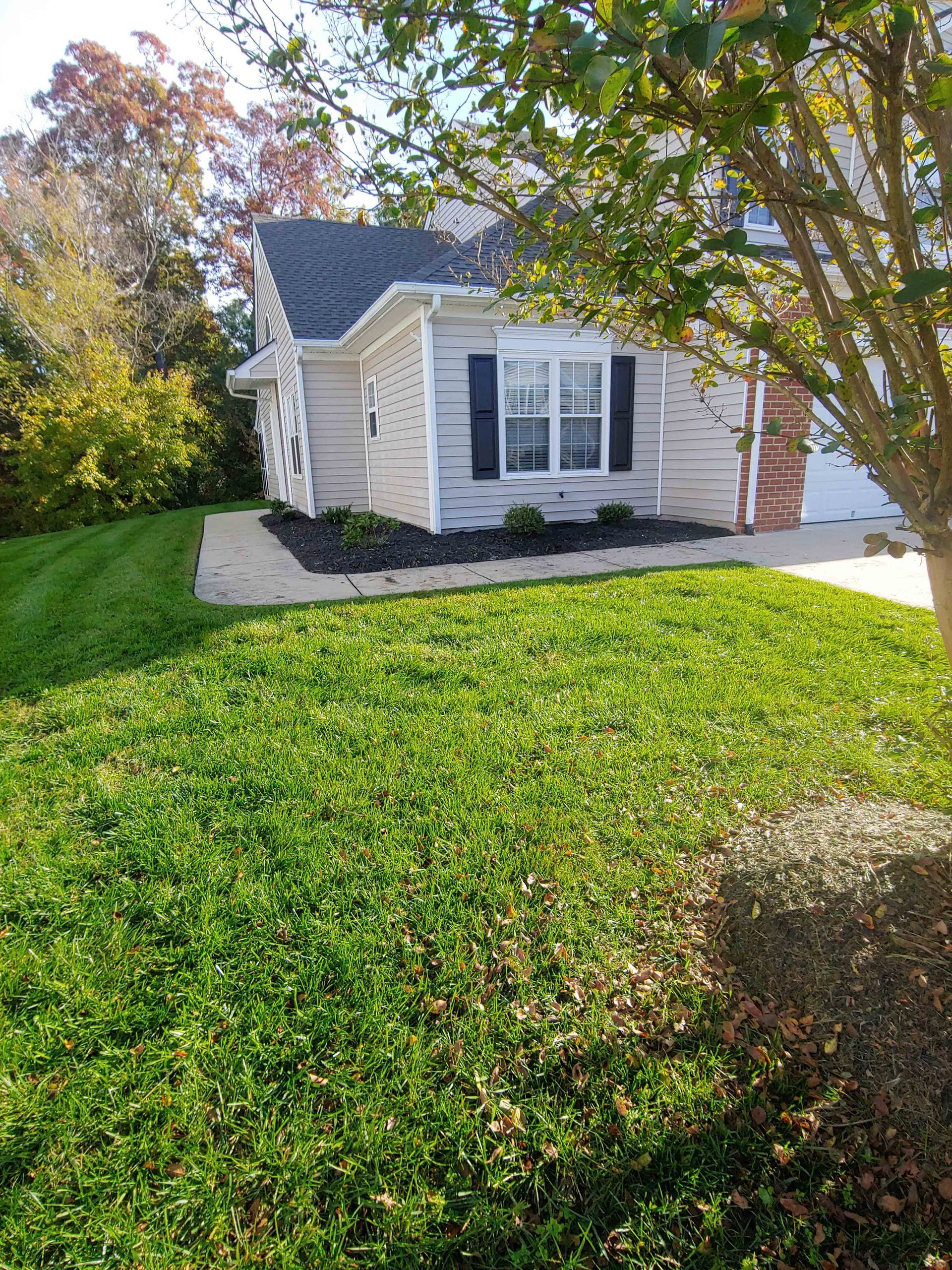 Small House Lawn — Hopewell, VA — T.A. Lawncare