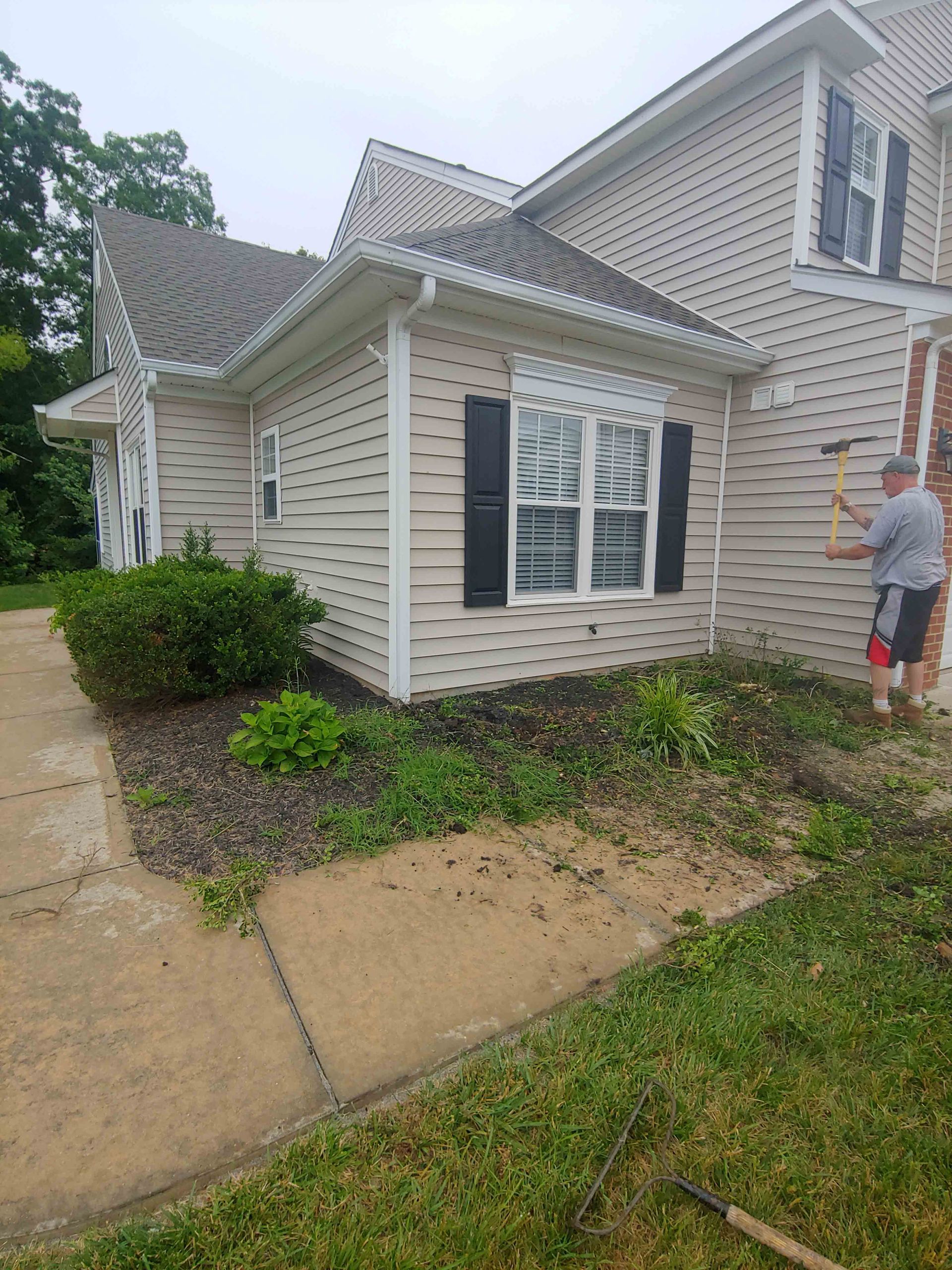 House Landscping — Hopewell, VA — T.A. Lawncare