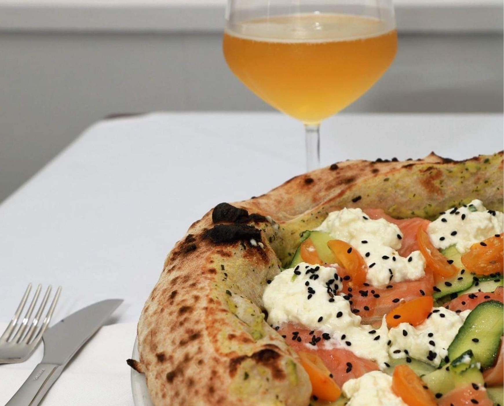 Pizza napoletana e birra