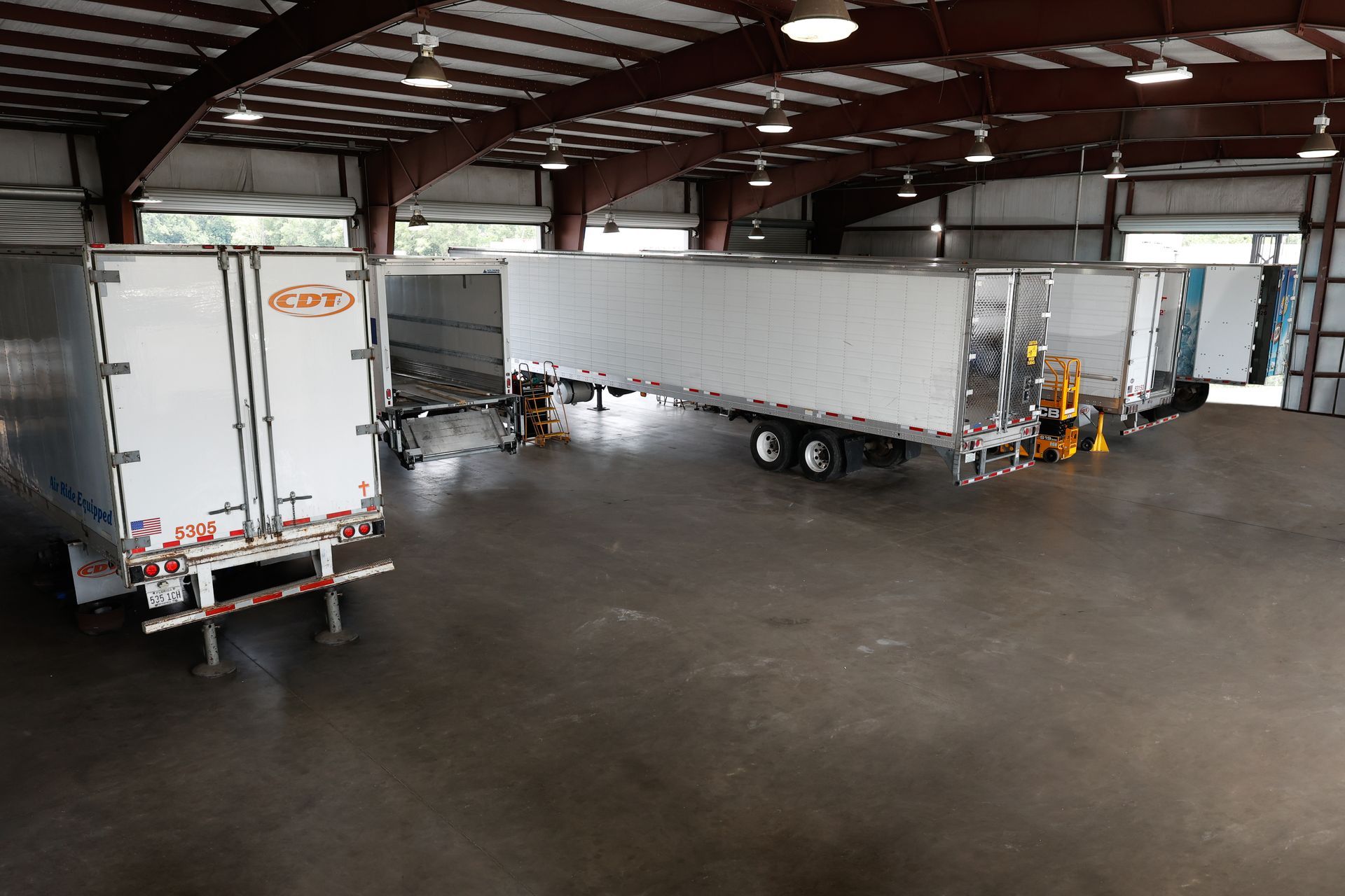 Dry Van — Jacksonville, FL — Trailer Leasing Company