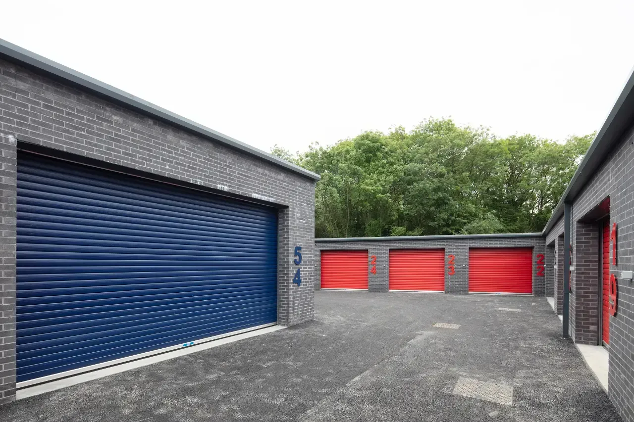 Lincoln self storage photo 32