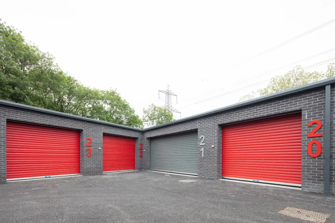 Lincoln self storage photo 31