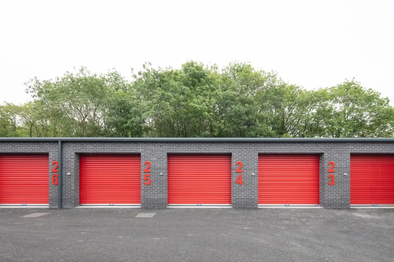 Lincoln self storage photo 30