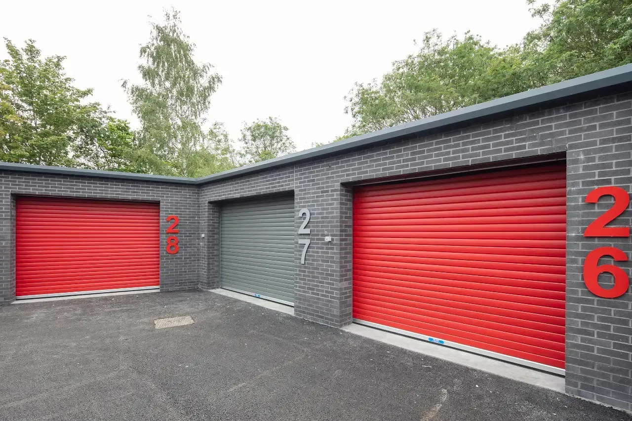 Lincoln self storage photo 29