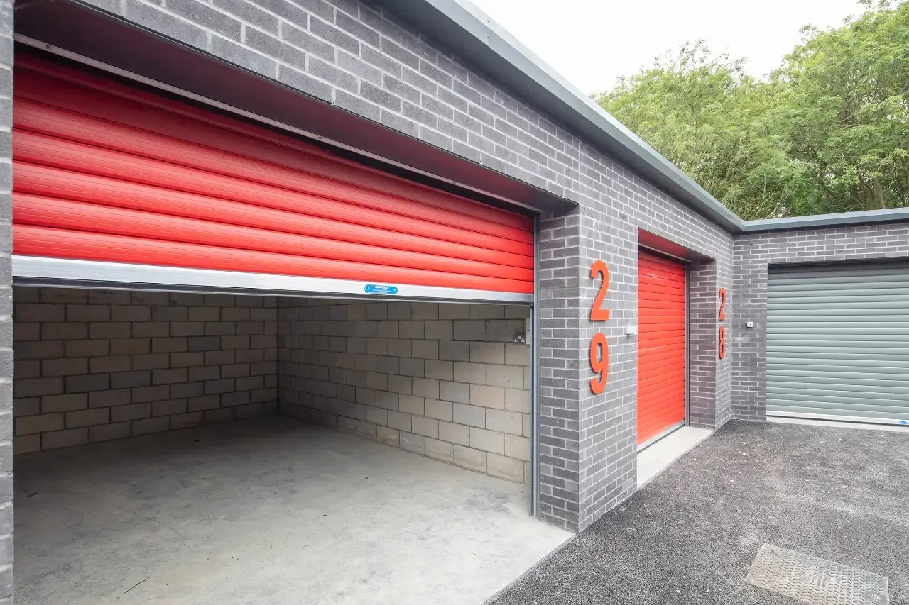 Lincoln self storage photo 17