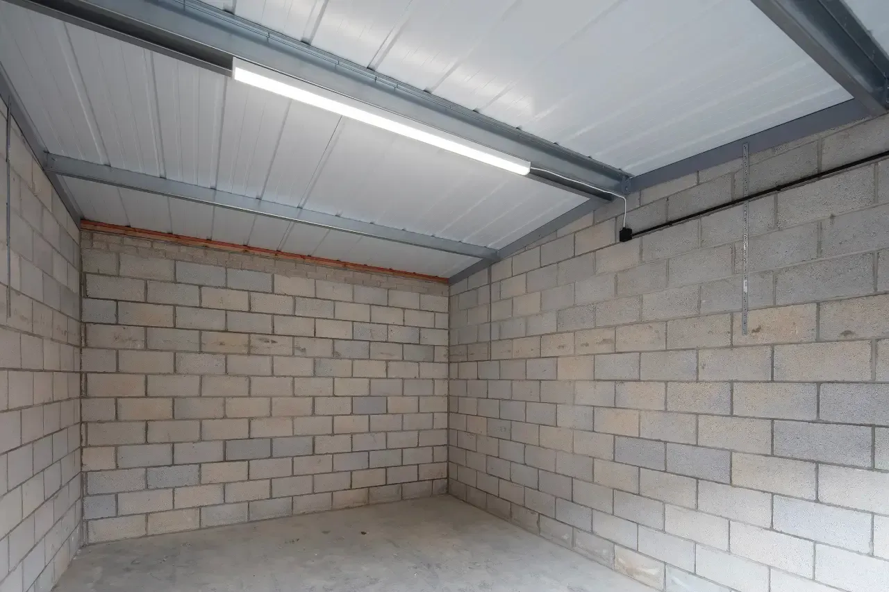 Lincoln self storage photo 16