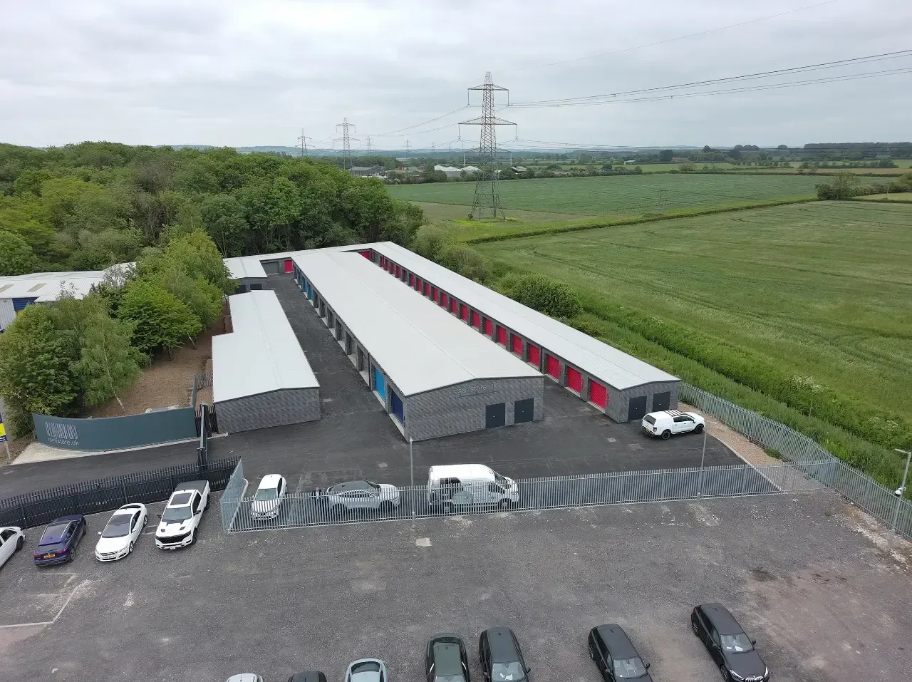 Lincoln self storage photo 2