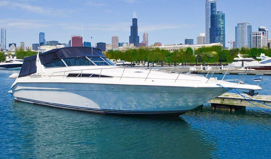 rent yacht in chicago