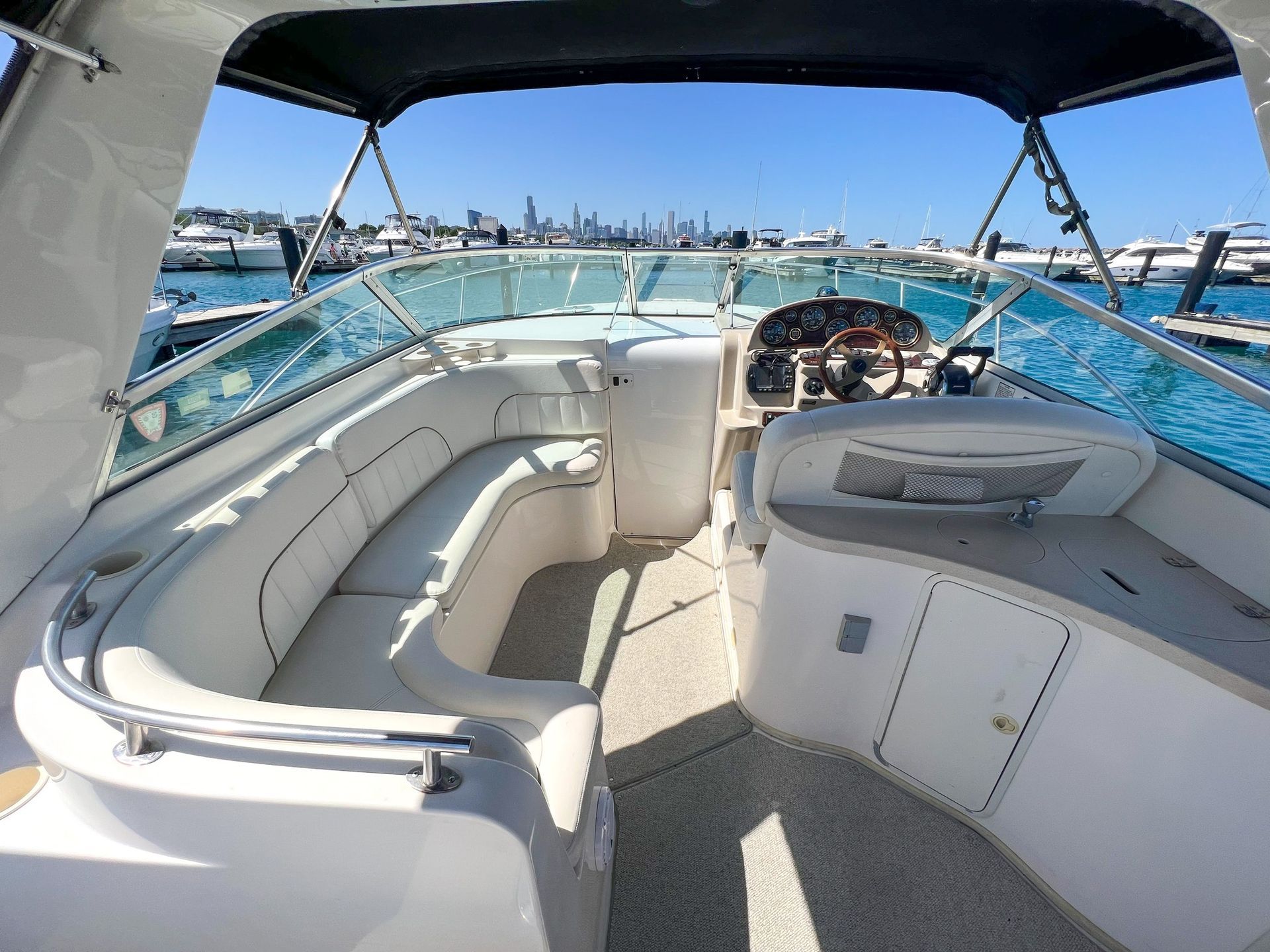 Exploring the Windy City's Waterways with Knot My Boat Charters' Premiere Chicago Yacht Rentals