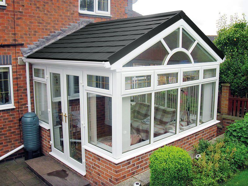 Garden room with Lightweight tiled roof