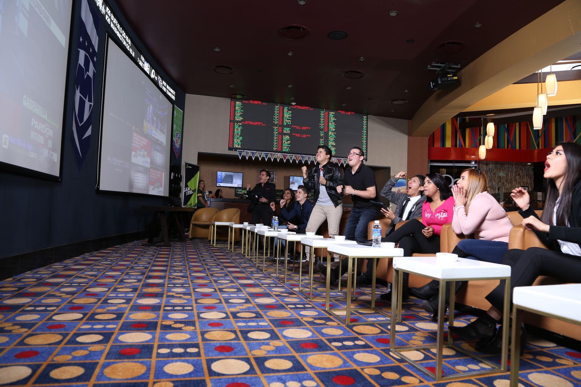 Te esperamos en nuestro restaurante y usu amplia variedad de exquisitos platillos