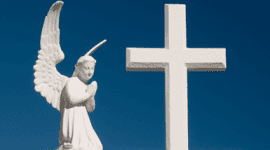 statua funebre in pietra