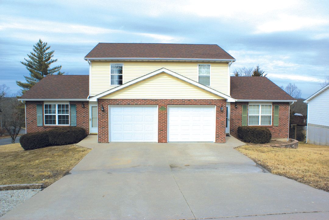 Exterior | Southern Hills Townhouses and Apartments