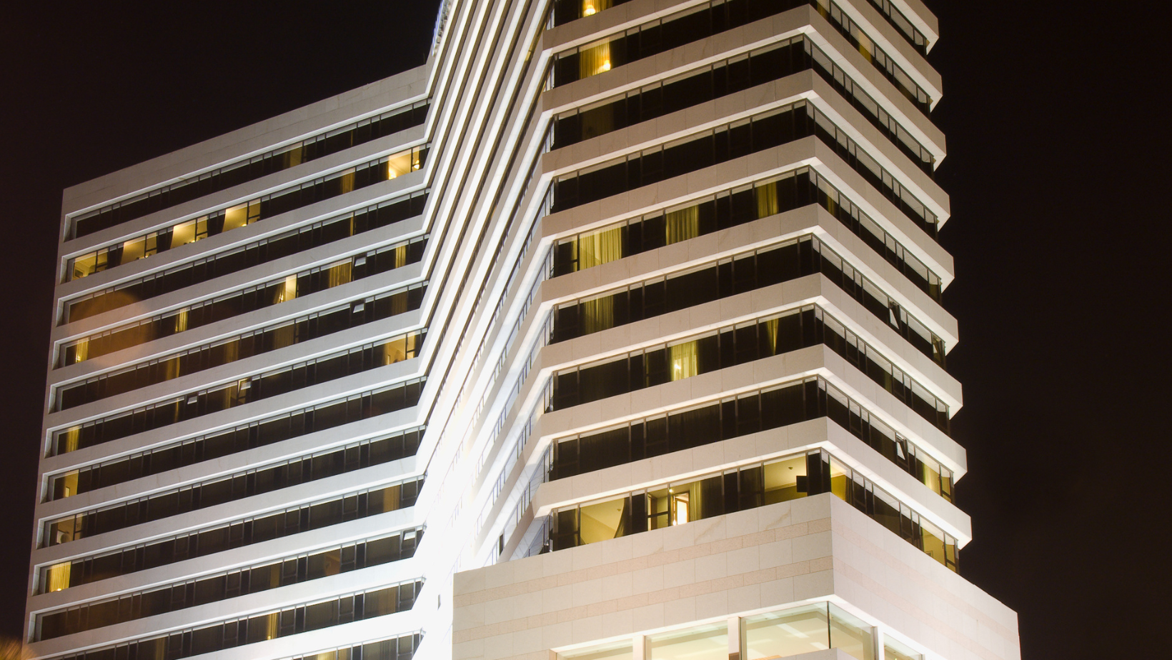 hotel investment advisory firm