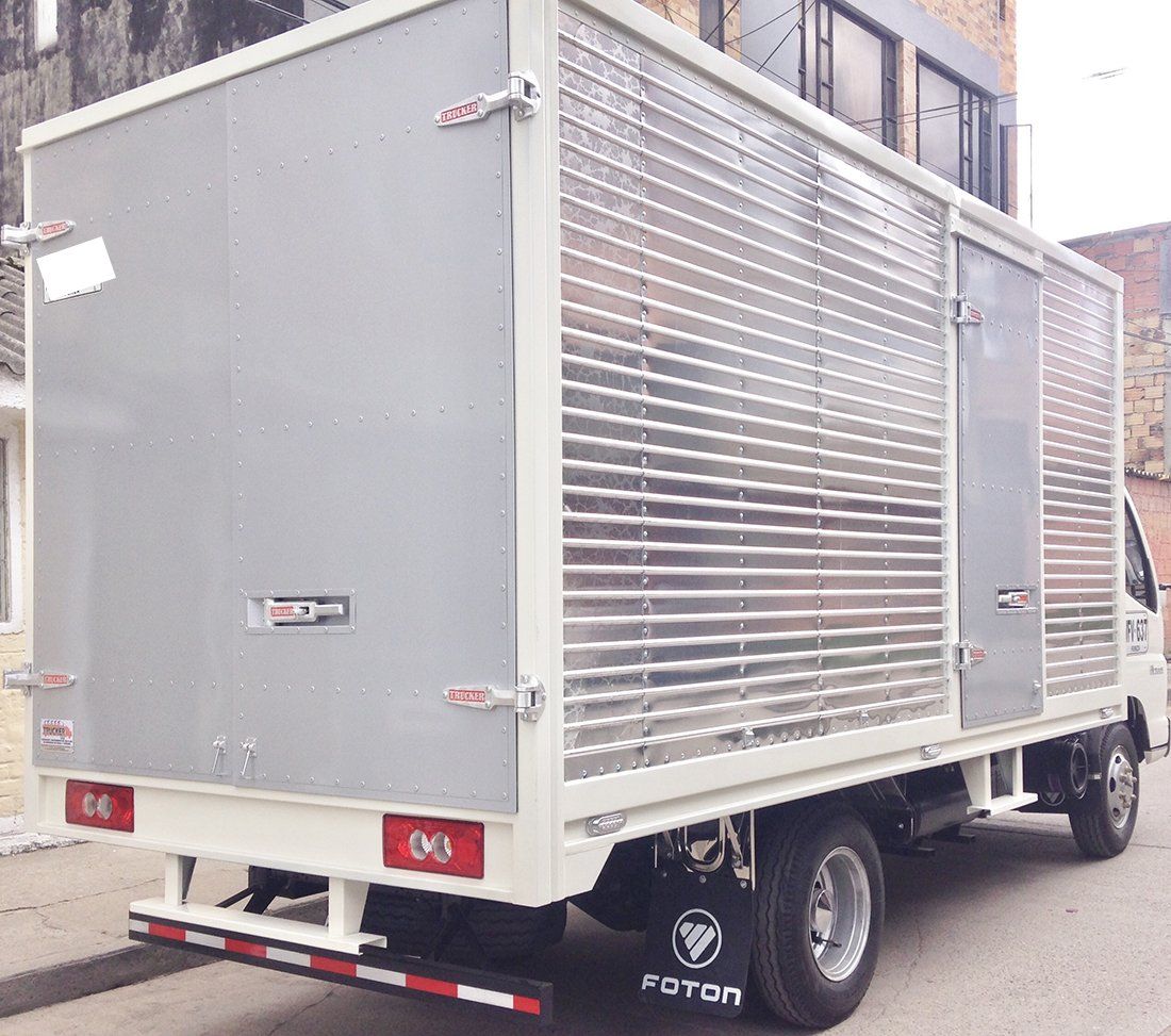 Carrocerías y Furgones Trucker S.A.S. - furgón