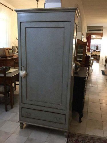 armadio con cassetto