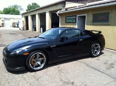 Car sideview — Ann Arbor, MI — A2 Auto Image