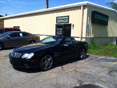 Cars and office station — Ann Arbor, MI — A2 Auto Image