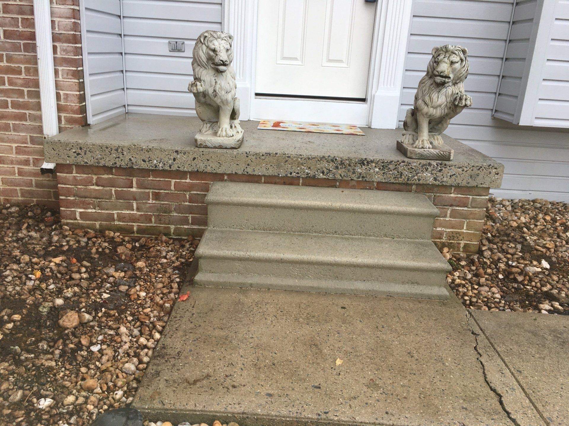 Pressure washing service