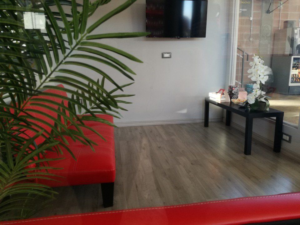 sala attesa officina