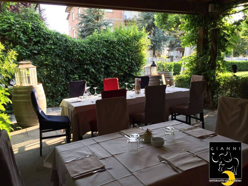 Tavoli apparecchiati