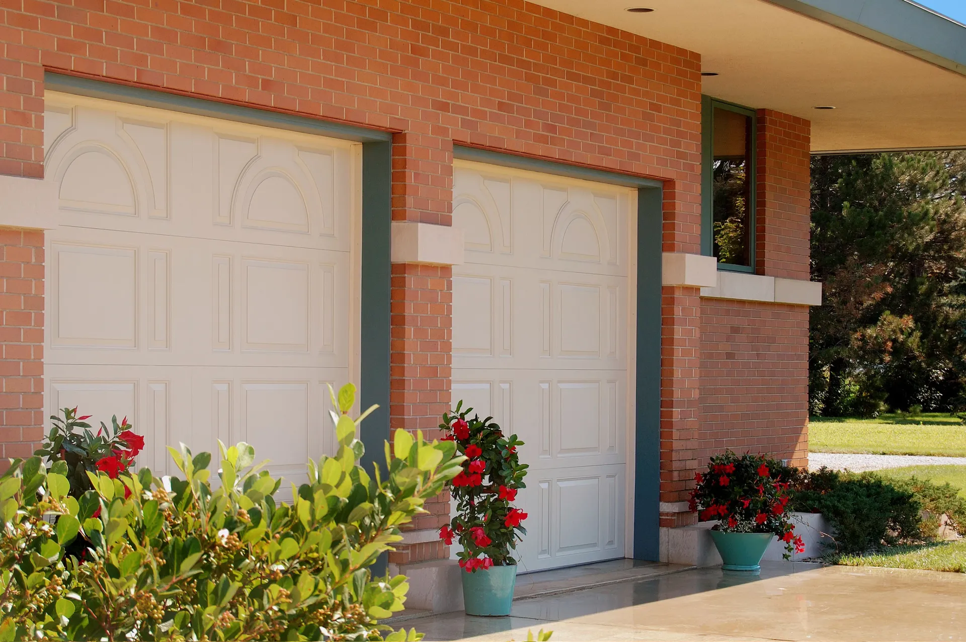 High-Definition Fiberglass Garage Doors