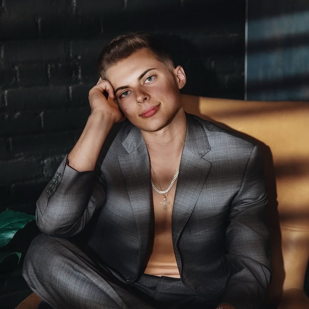 Cole Finocchio black and white