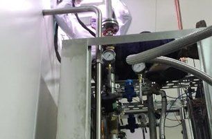 Food and processing machine