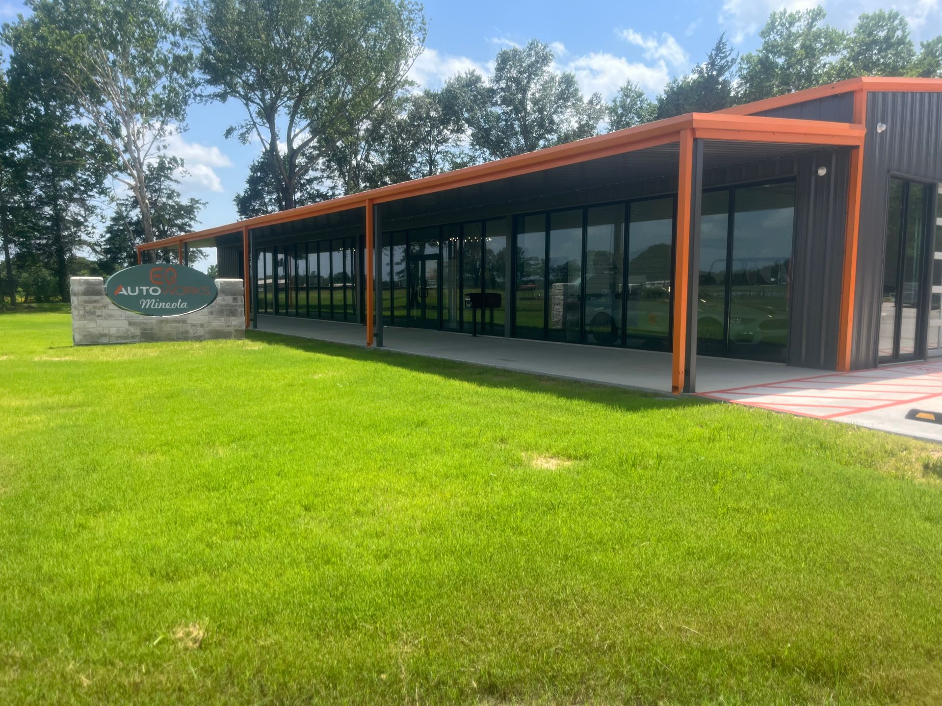 Mineola Shop Image | EQ Autoworks