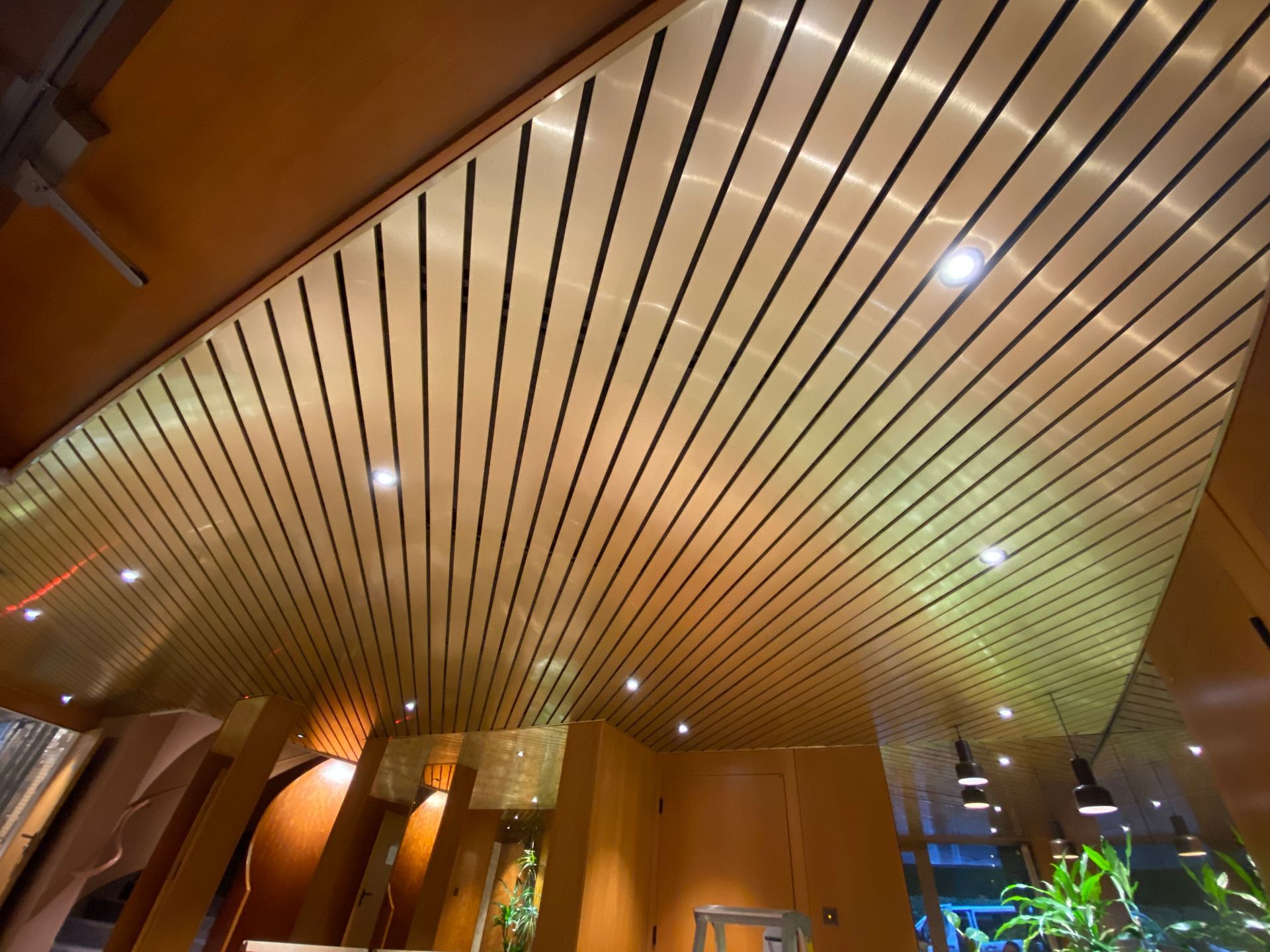 realisation-brunel-faux-plafond-bois