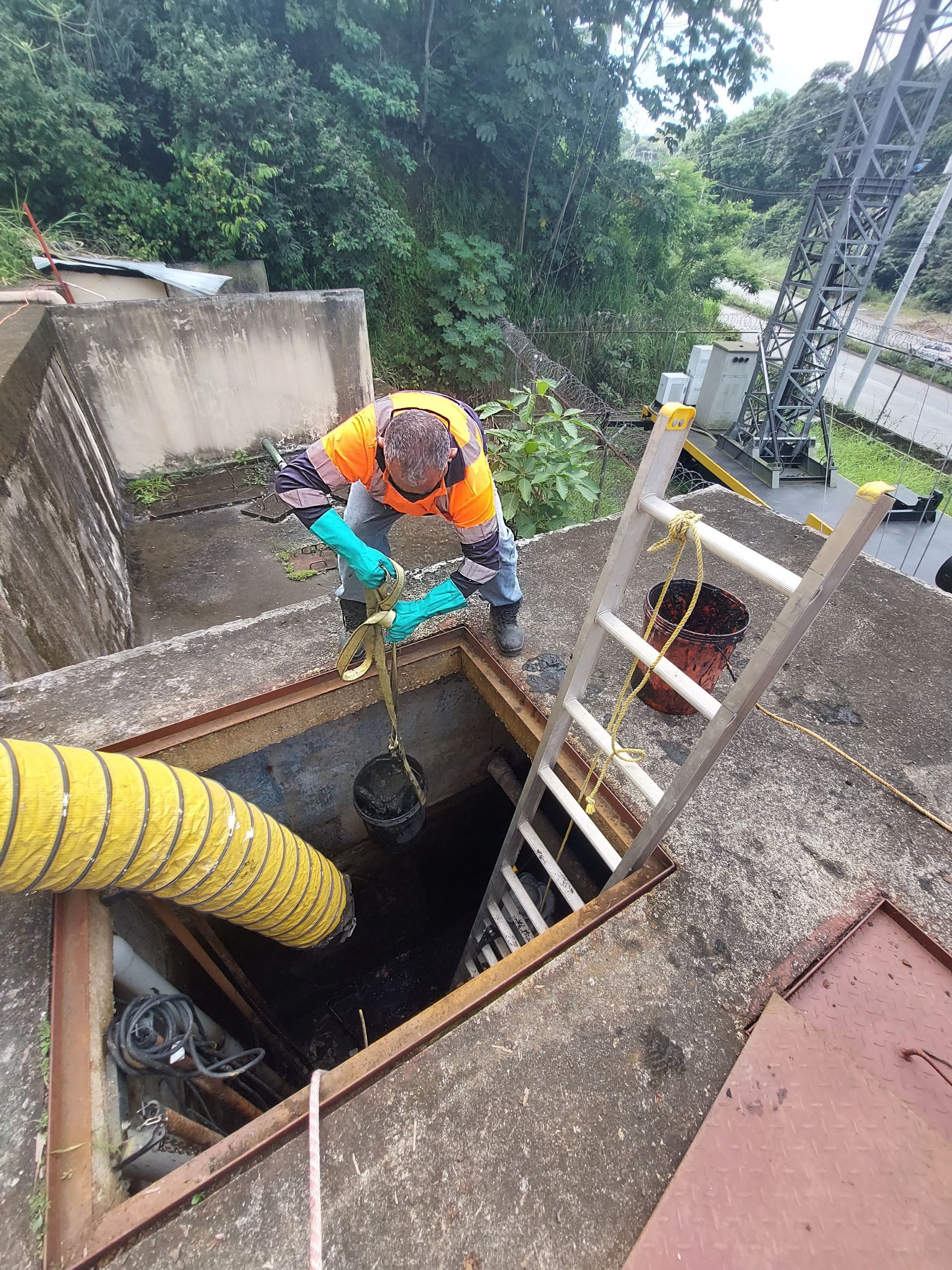 SOLUSAN,Limpieza de trampas de grasas, Destape de tuberías