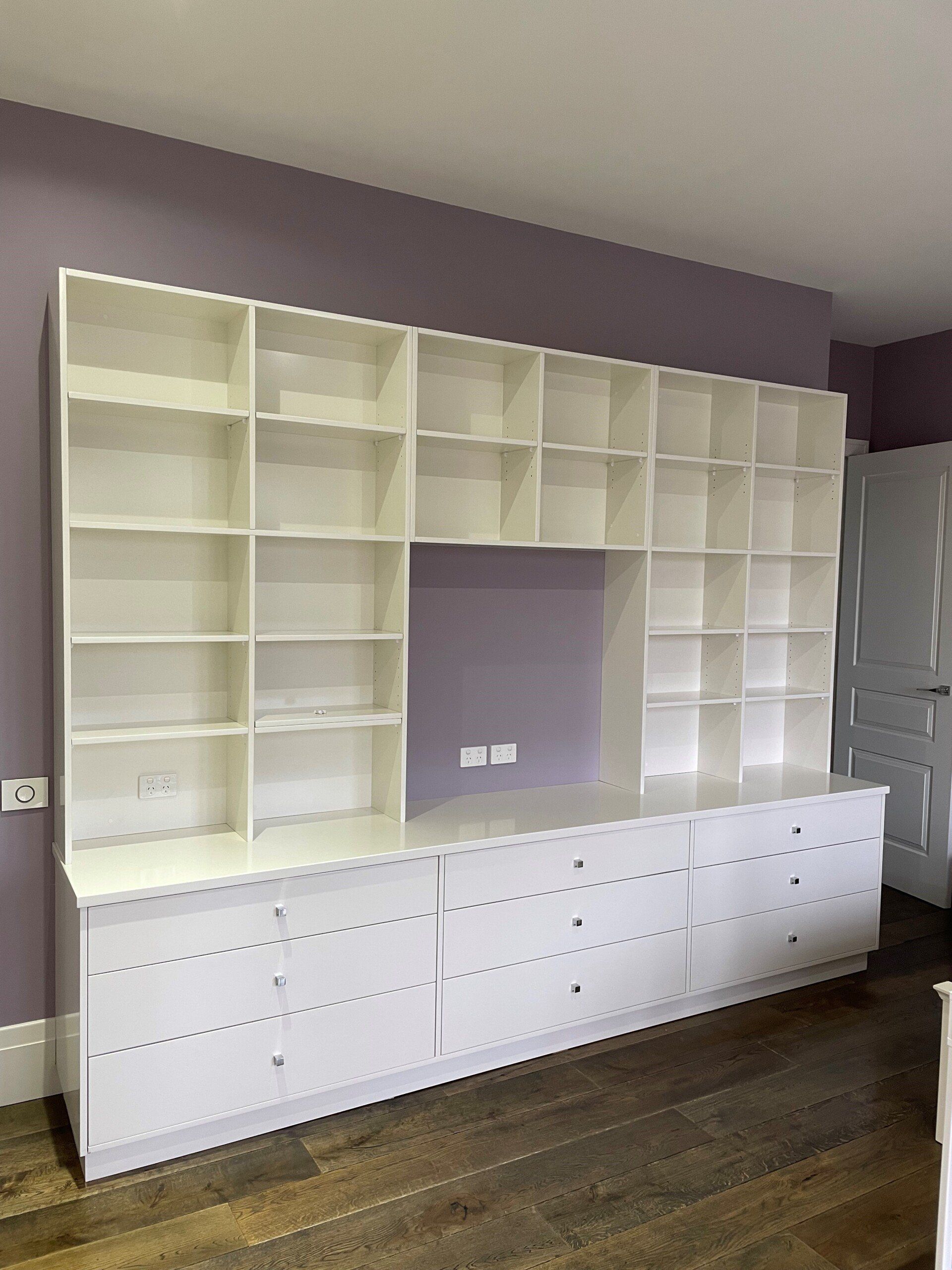 bookshelf