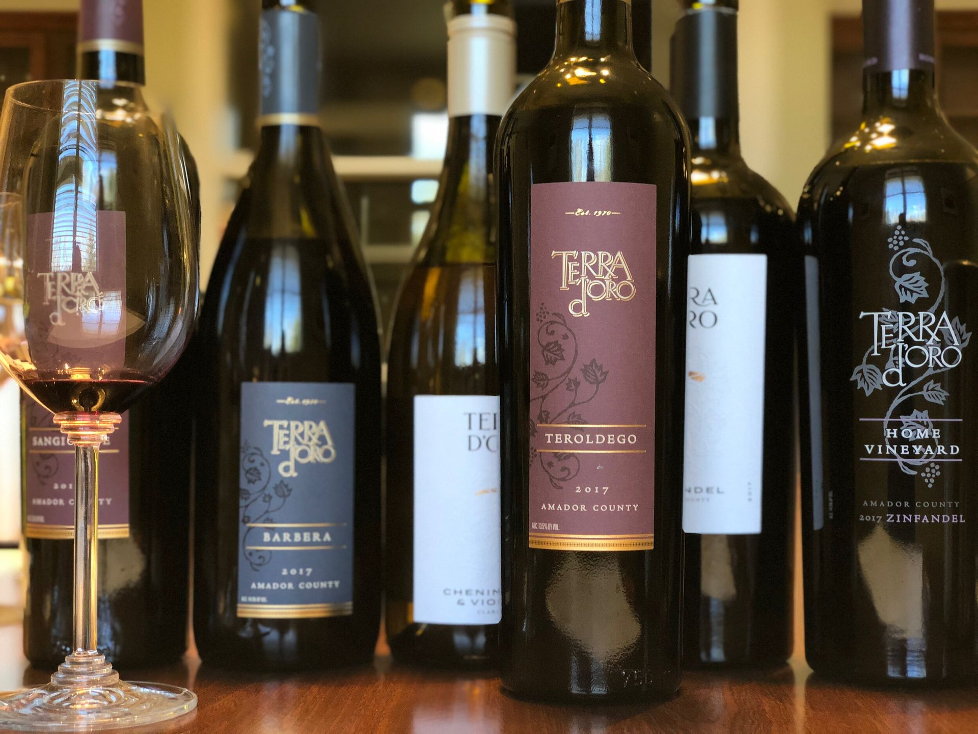 Terra d'pro wine bottles