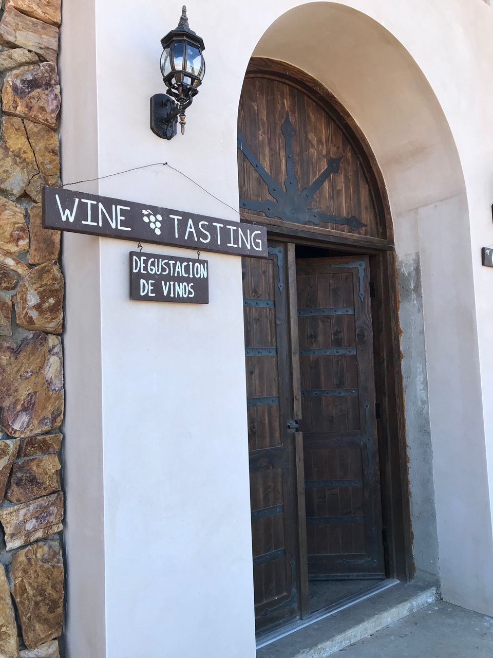 tasting room sign Mexico