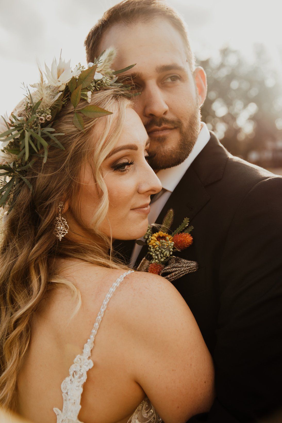 Portrait Wedding Bride and Groom - Love - Holding - Wedding Location