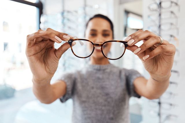 Discover the Convenience of Same Day Eyeglasses at Pro Optical