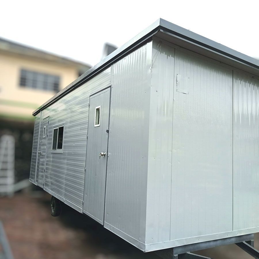 Oficina móvil de 2.40 x 7.00m