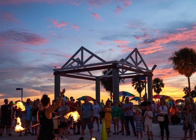 Pier 60 Sunset Celebration sprinter limo from Orlando